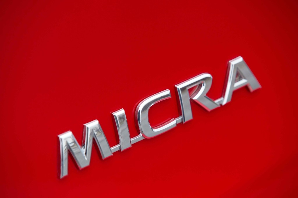 2015_Nissan_Micra_22-LR